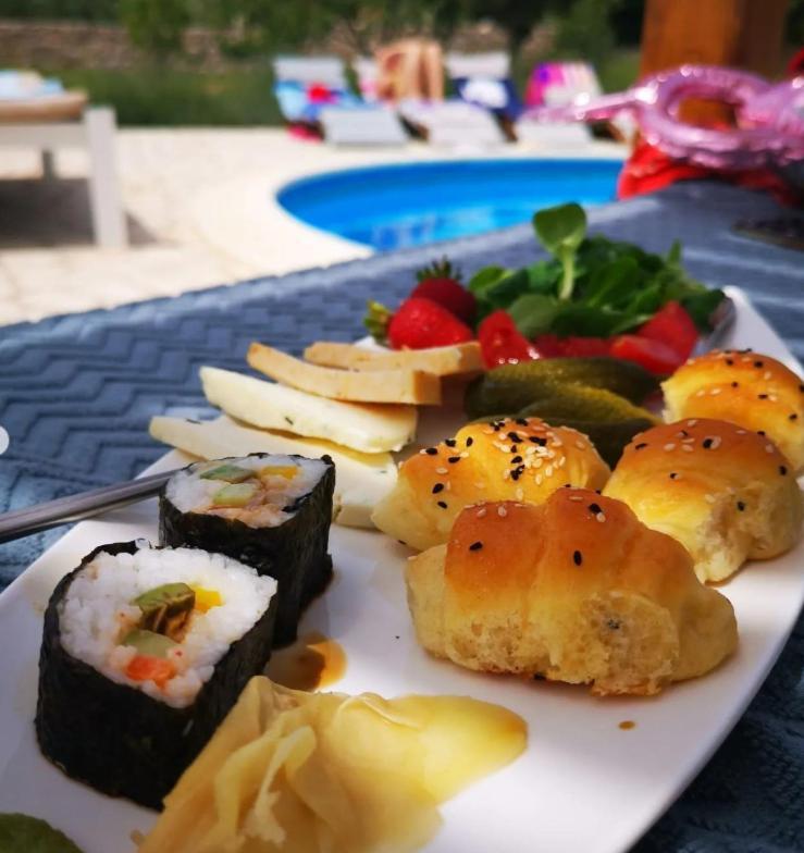 Villa Stone Pearl With Heated Swimming Pool Sveti Filip i Jakov Buitenkant foto